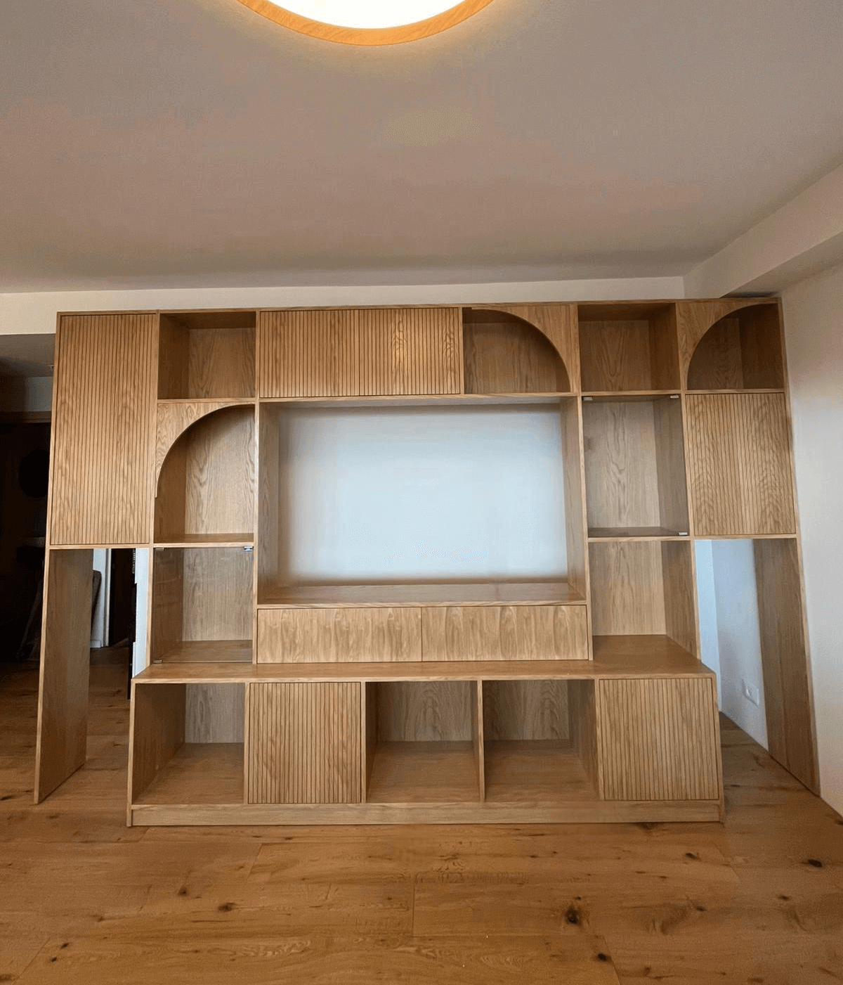 WhatsApp Image 2025-10-18 at 19.02.23 (1)