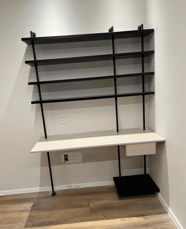 שולחן עבודה/כתיבה דגם 66