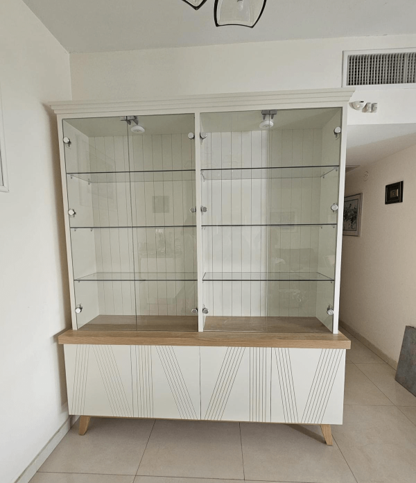 ספריה מעץ בצבע בתנור דגם כרמיאל